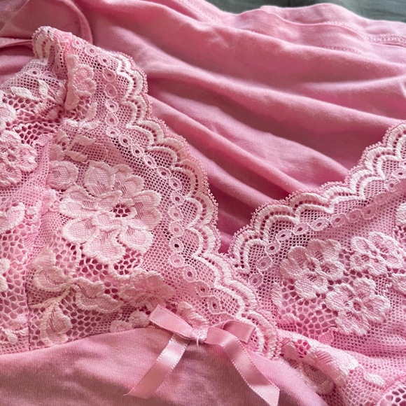 Lace cami top- new - Picture 2 of 2